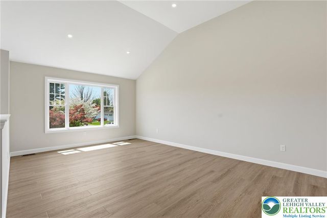 2905 Roosevelt Street, Bethlehem Twp, PA 18020