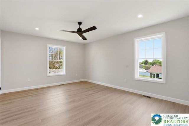 2905 Roosevelt Street, Bethlehem Twp, PA 18020