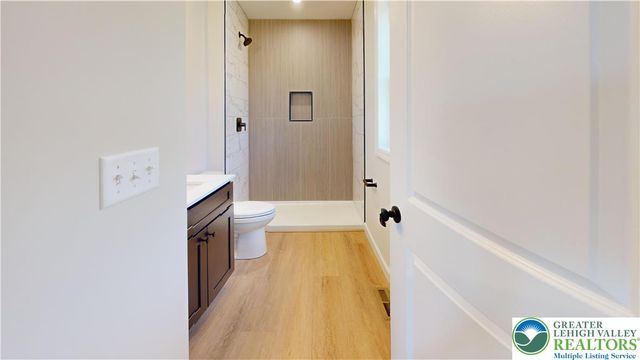 2905 Roosevelt Street, Bethlehem Twp, PA 18020