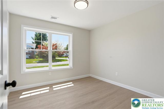 2905 Roosevelt Street, Bethlehem Twp, PA 18020