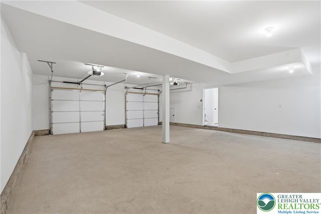 2905 Roosevelt Street, Bethlehem Twp, PA 18020