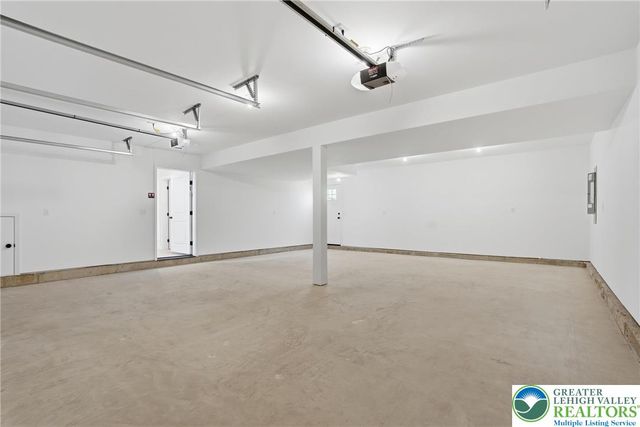 2905 Roosevelt Street, Bethlehem Twp, PA 18020