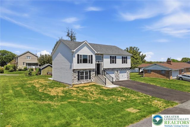 2905 Roosevelt Street, Bethlehem Twp, PA 18020
