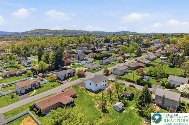 2905 Roosevelt Street, Bethlehem Twp, PA 18020