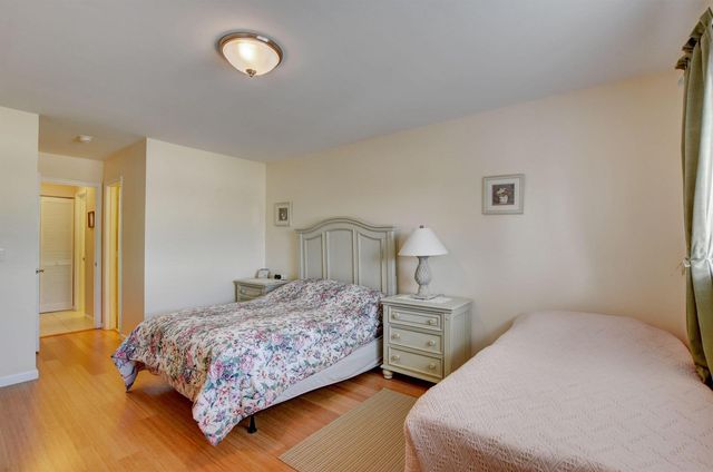 29 COLONIAL CLUB Drive 202, Boynton Beach, FL 33435