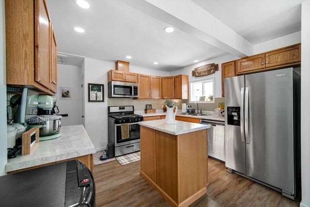 1602 E 300 S, La Porte, IN 46350