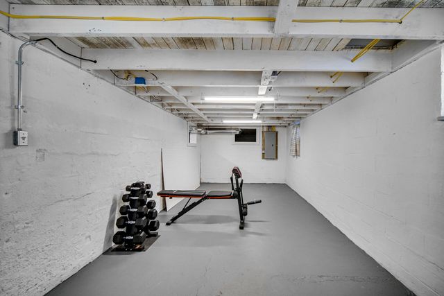 1602 E 300 S, La Porte, IN 46350