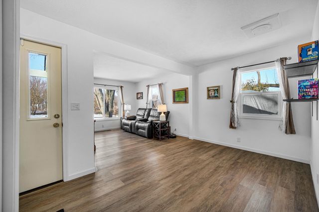 1602 E 300 S, La Porte, IN 46350