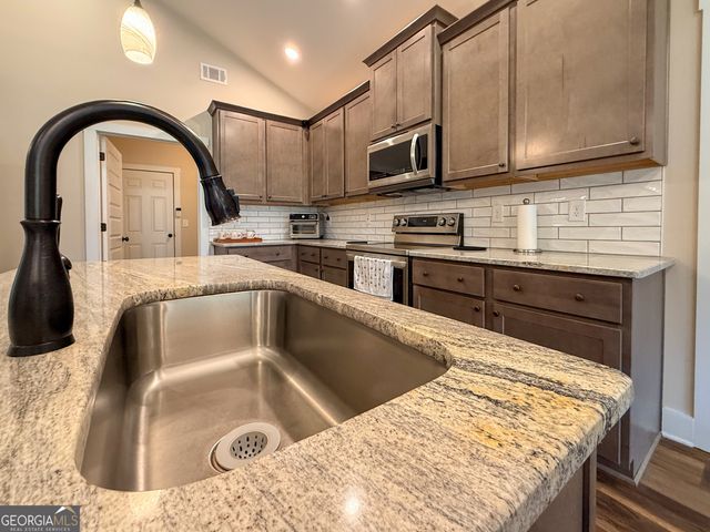 122 Bern Vista, Sautee Nacoochee, GA 30571