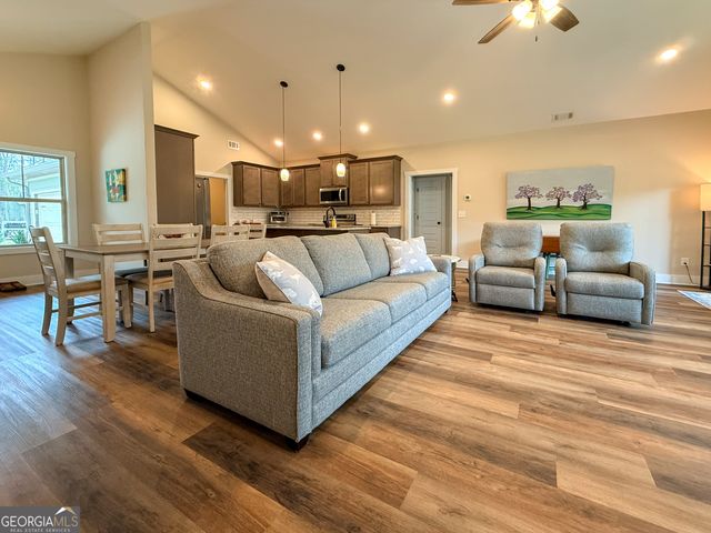 122 Bern Vista, Sautee Nacoochee, GA 30571