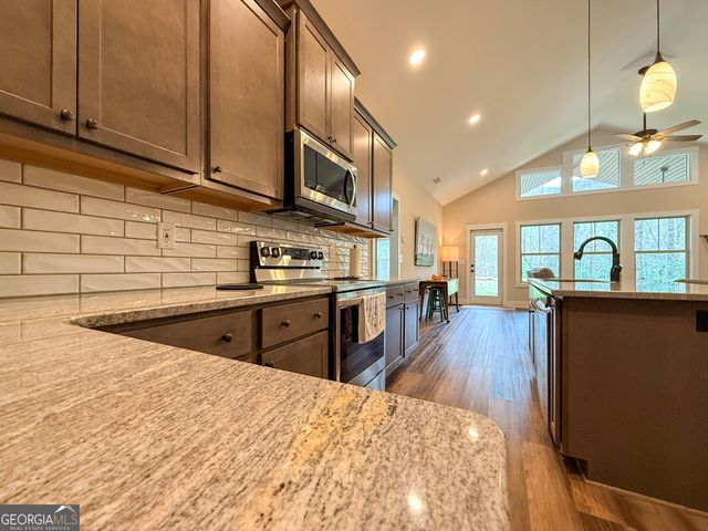 122 Bern Vista, Sautee Nacoochee, GA 30571