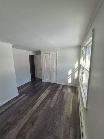 19 Toofs Drive, Winchester, NH 03470