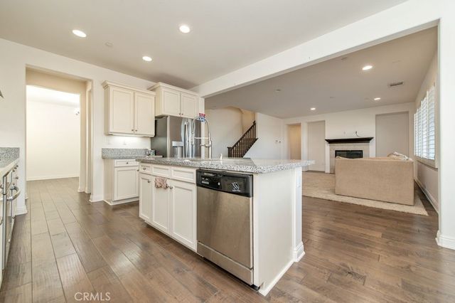 6842 Lucite Dr, Eastvale, CA 92880