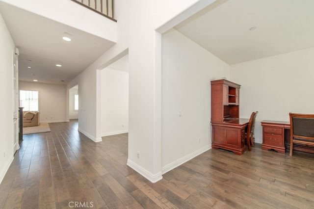 6842 Lucite Dr, Eastvale, CA 92880