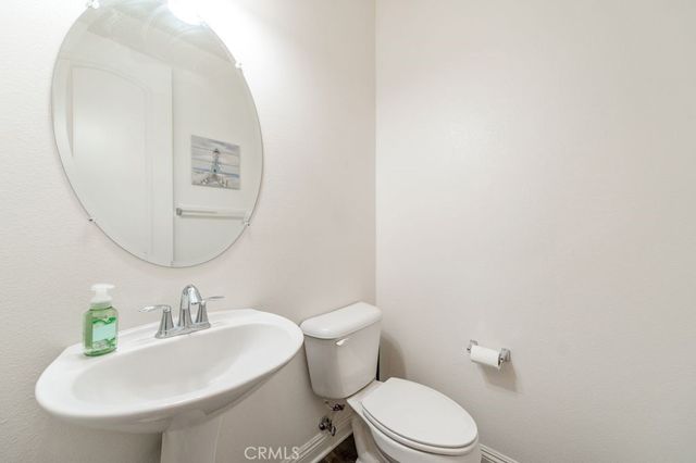 6842 Lucite Dr, Eastvale, CA 92880