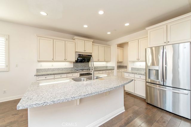 6842 Lucite Dr, Eastvale, CA 92880