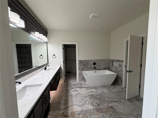 8141 Longbow Drive, Arcadia, OK 73007