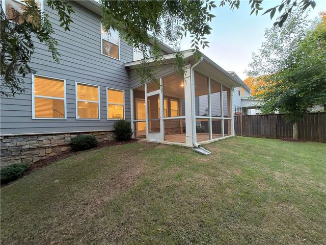 520 Cresentry Brook, Smyrna, GA 30082