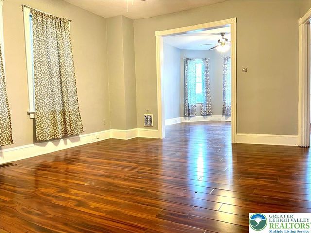 909 Bushkill Street, Easton, PA 18042