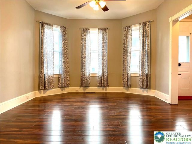 909 Bushkill Street, Easton, PA 18042