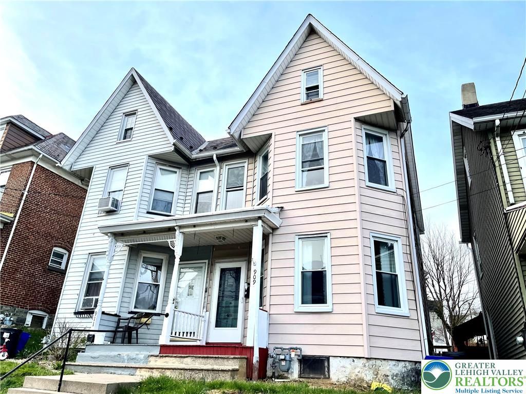 909 Bushkill Street, Easton, PA 18042