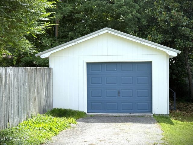 501 Ash Ave, Cookeville, TN 38501