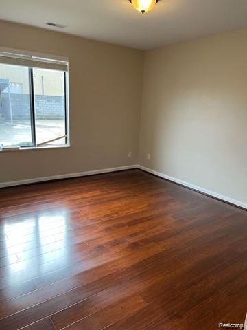 16143 Clarkson Drive 2, Fraser, MI 48026