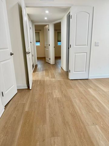 2120 N Indian Canyon Drive D, Palm Springs, CA 92262