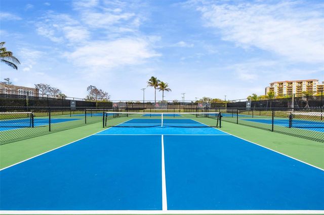 140 RIVIERA DUNES WAY 503, Palmetto, FL 34221