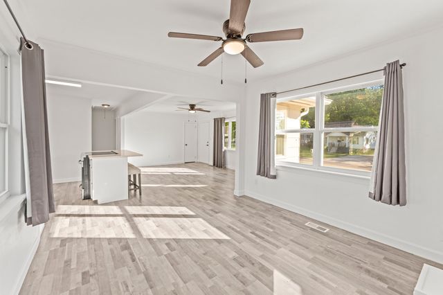 1010 N High St, Winchester, TN 37398