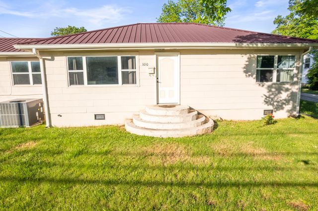 1010 N High St, Winchester, TN 37398
