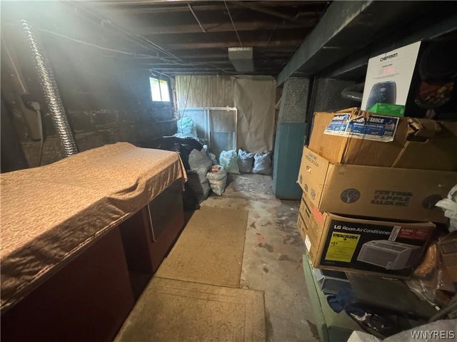 2419 Whitney Avenue, Niagara Falls, NY 14301