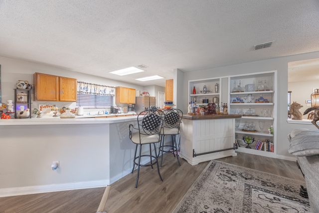 5260 Dillon Circle, Haltom City, TX 76137