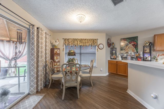 5260 Dillon Circle, Haltom City, TX 76137