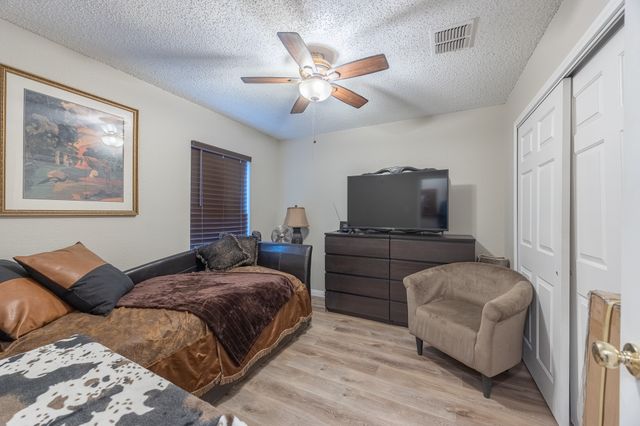 5260 Dillon Circle, Haltom City, TX 76137