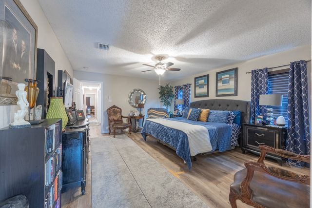 5260 Dillon Circle, Haltom City, TX 76137