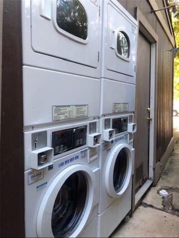 1756 W Main Street 22, Houston, TX 77098