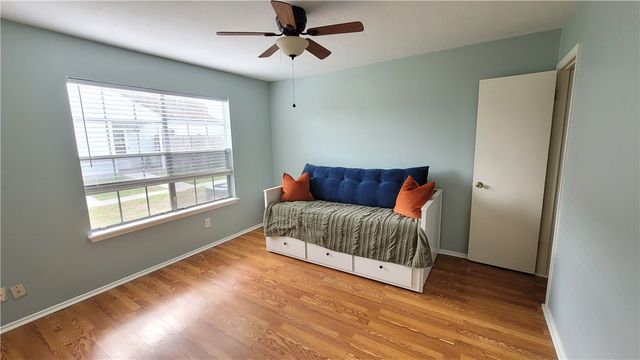 7252 The Mansions Dr D4, Corpus Christi, TX 78414