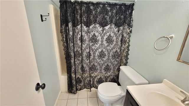 7252 The Mansions Dr D4, Corpus Christi, TX 78414