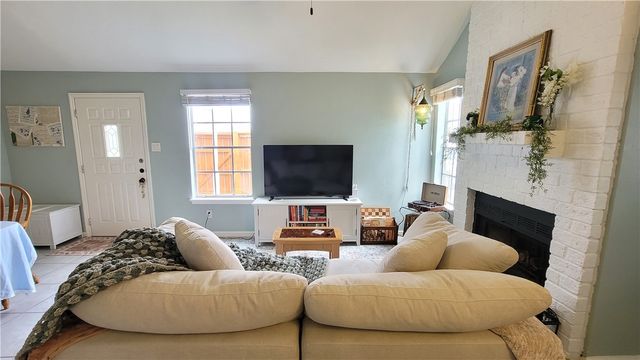 7252 The Mansions Dr D4, Corpus Christi, TX 78414