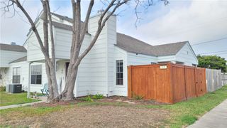 7252 The Mansions Dr D4, Corpus Christi, TX 78414
