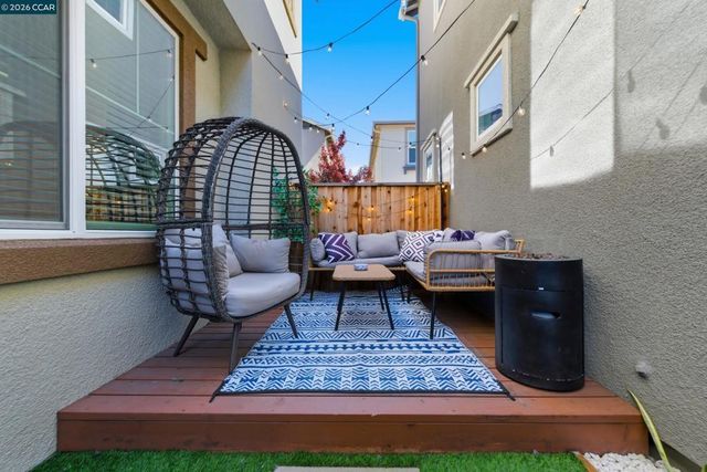 5 Brookdale Court, Pittsburg, CA 94565