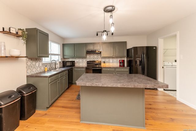 13111 Southton Run, San Antonio, TX 78223