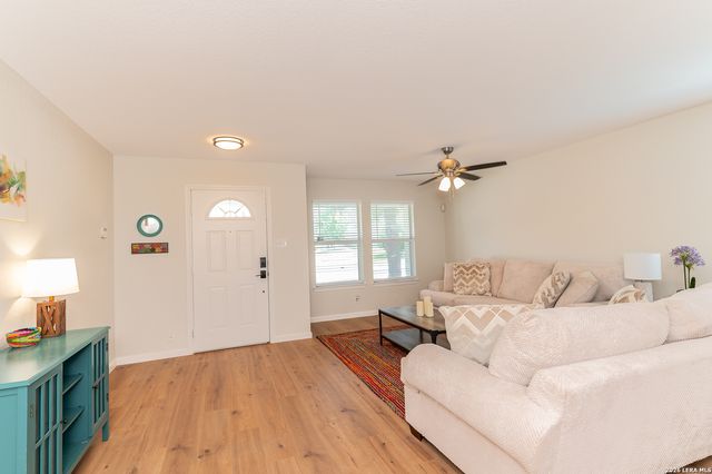 13111 Southton Run, San Antonio, TX 78223