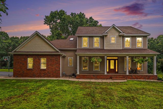 60887 Valley View Boulevard, Mattawan, MI 49071