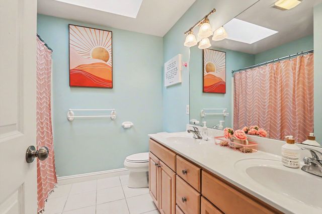 60887 Valley View Boulevard, Mattawan, MI 49071