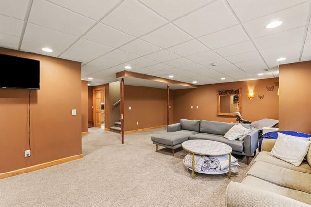 60887 Valley View Boulevard, Mattawan, MI 49071