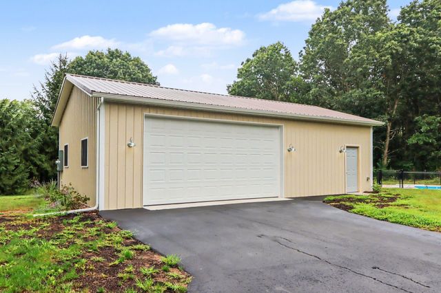 60887 Valley View Boulevard, Mattawan, MI 49071
