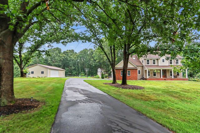 60887 Valley View Boulevard, Mattawan, MI 49071