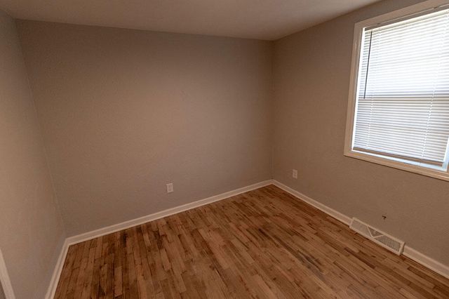 6007 N VICKIE DR, Columbia, MO 65202